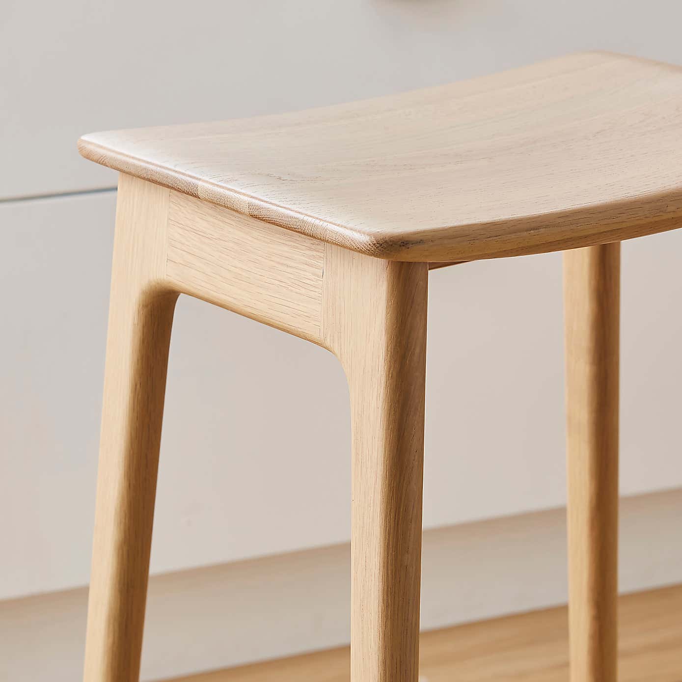 Albert Bar Stool