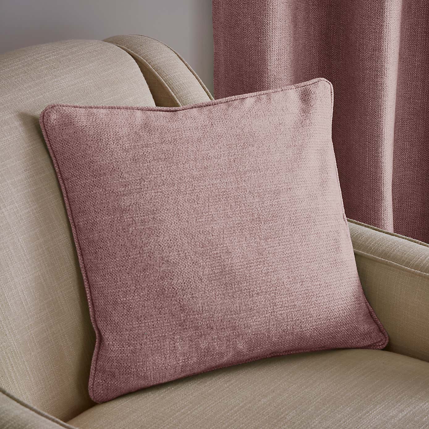 Wynter Old Gold Cushion
