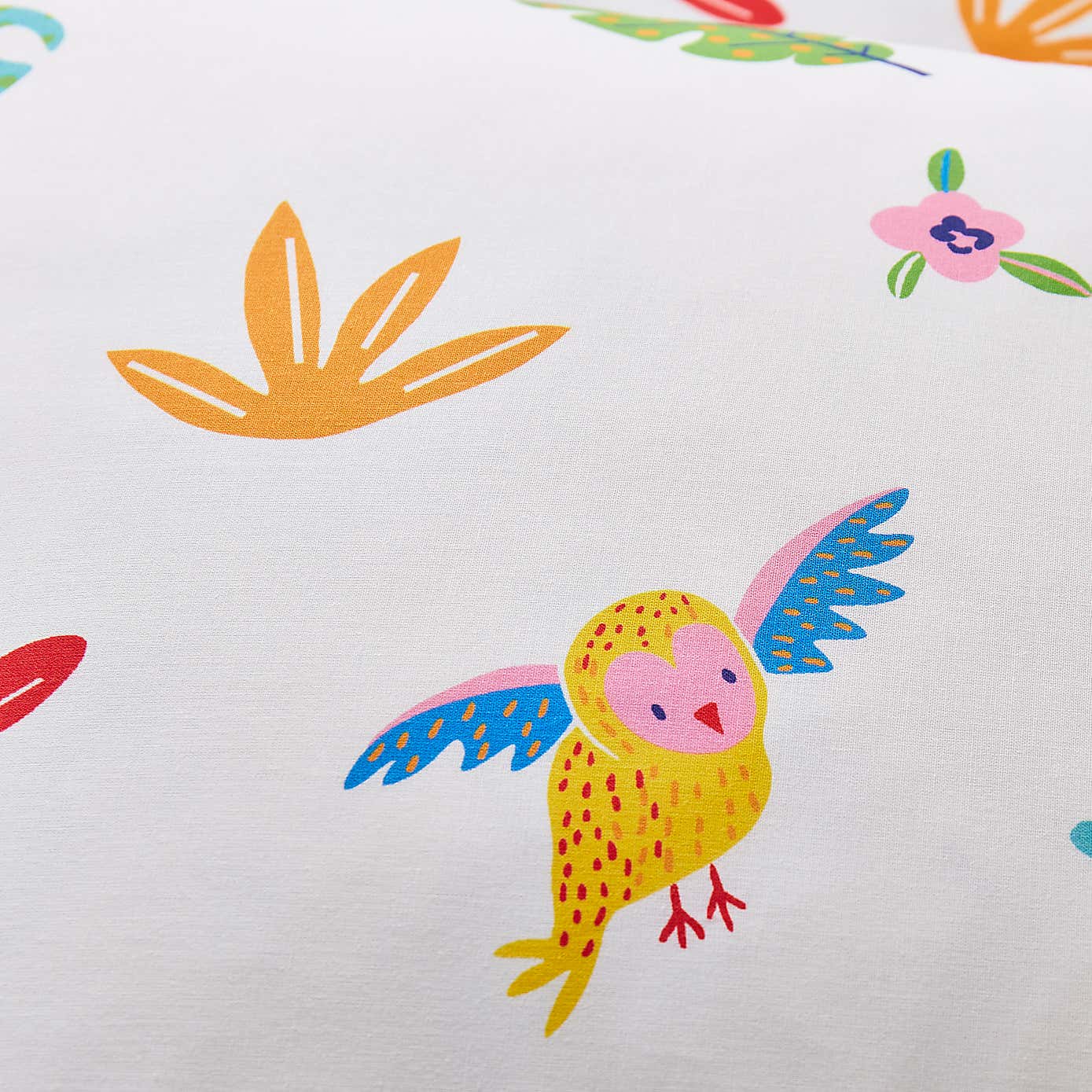 Bright Animals 144 Thread Count Cotton Fitted Sheet