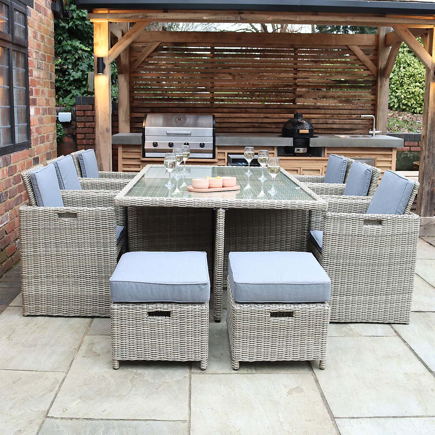 Wentworth 10 Seater Outdoor Cube Dining Set
