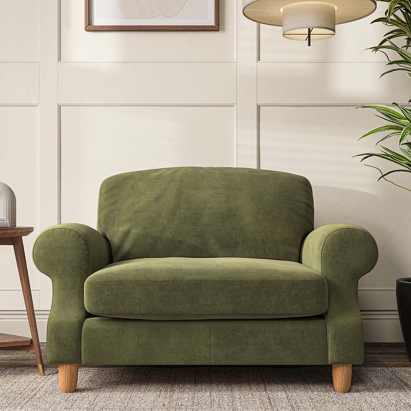 Ashford Snuggle Chair