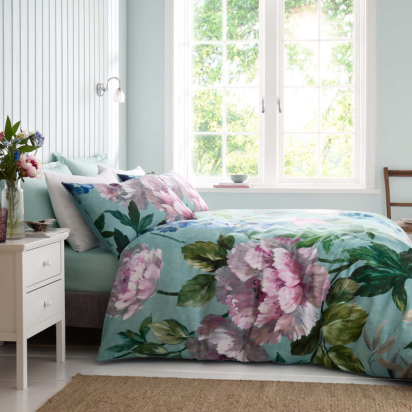 Amiri Blooms 180 Thread Count Cotton Sateen Duvet Cover & Pillowcase Set