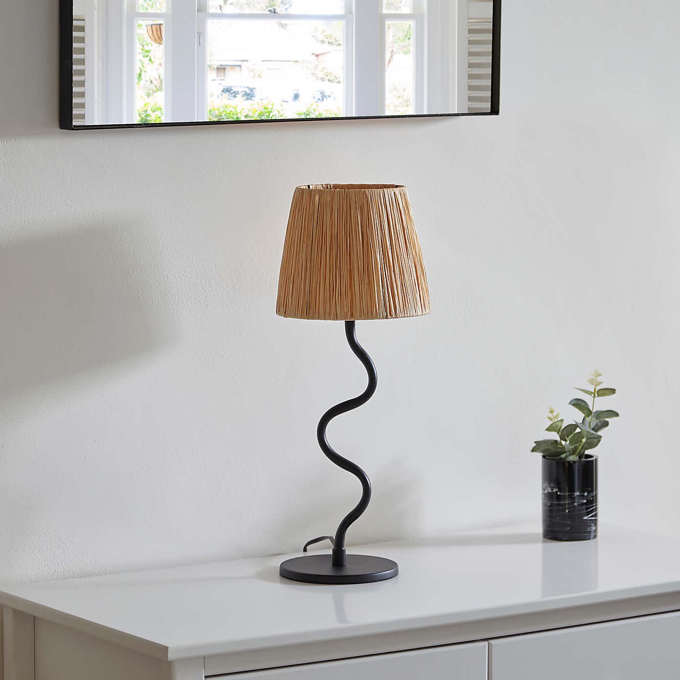 Vogue Priya Table Lamp