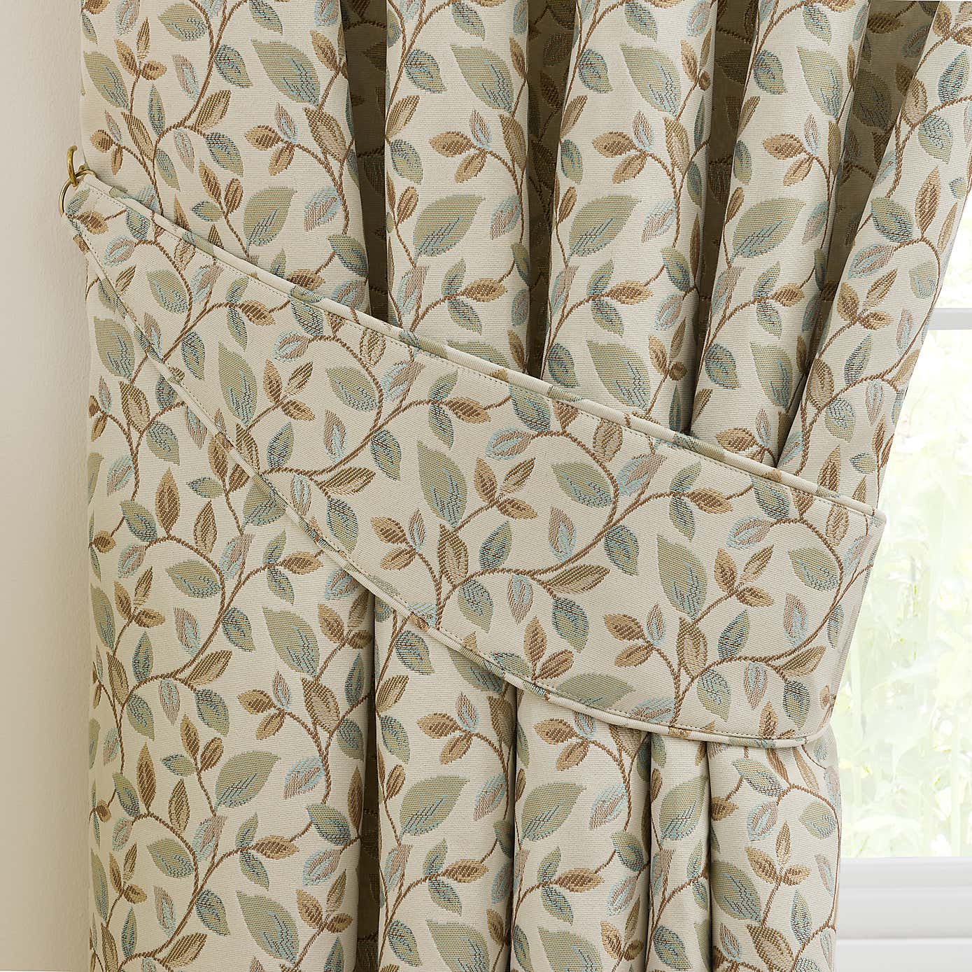 Dianna Duck Egg Tiebacks