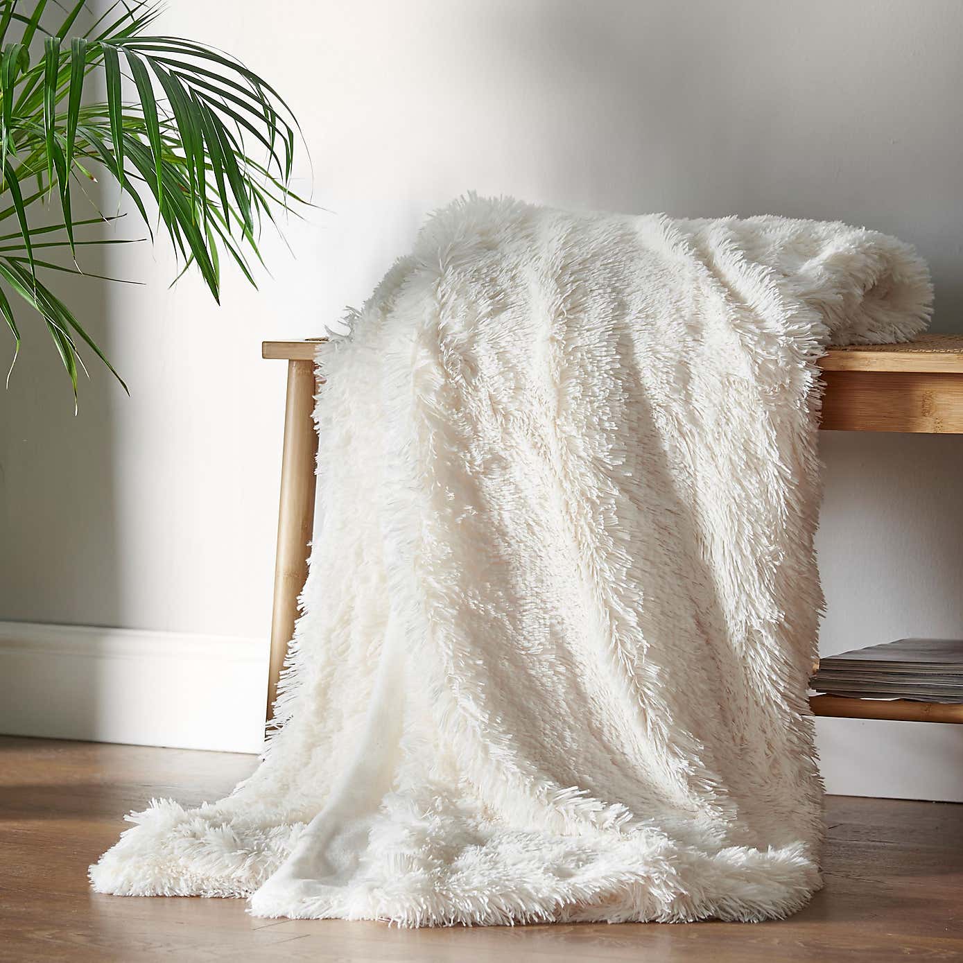 Catherine Lansfield Cuddly Deep Pile Throw