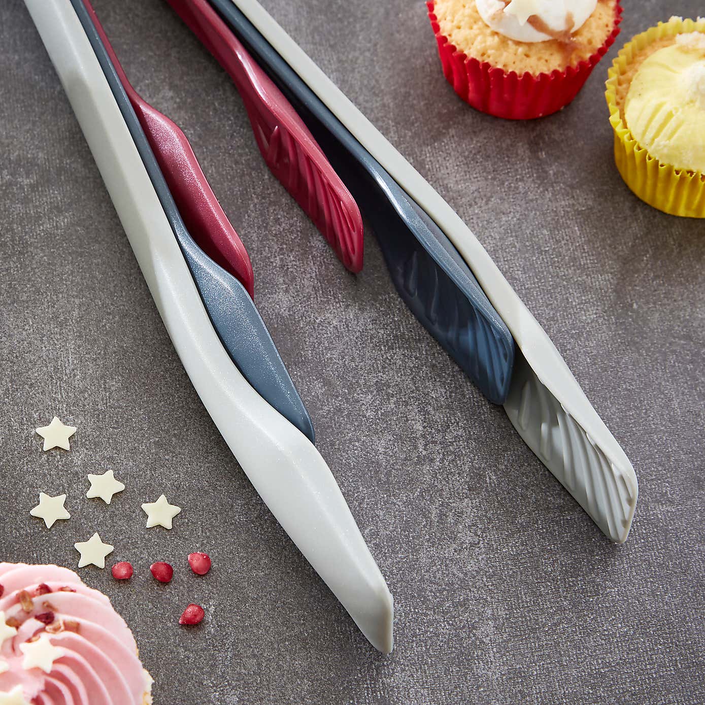 Handy Kitchen Pack of 3 Tongs