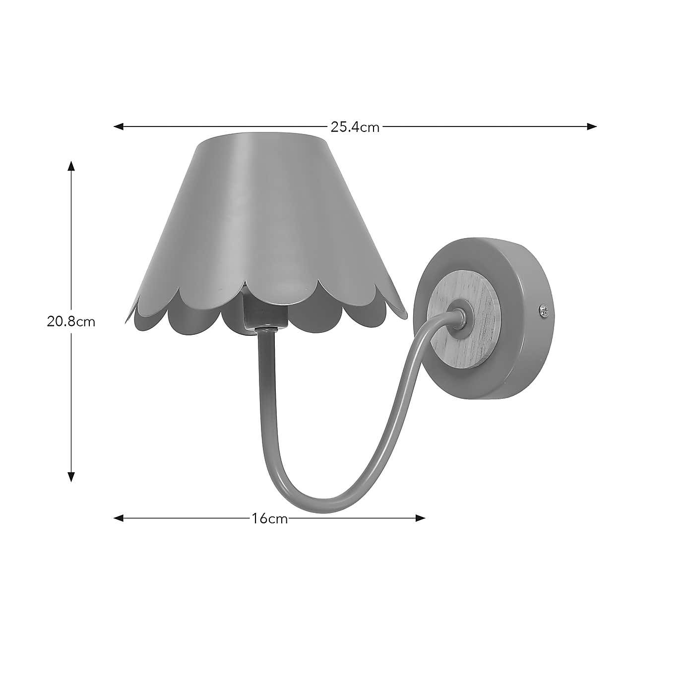 Remi Scalloped Wall Light