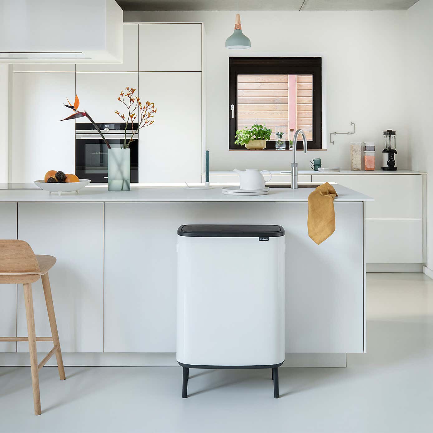 Brabantia Bo 60L Touch Bin Hi