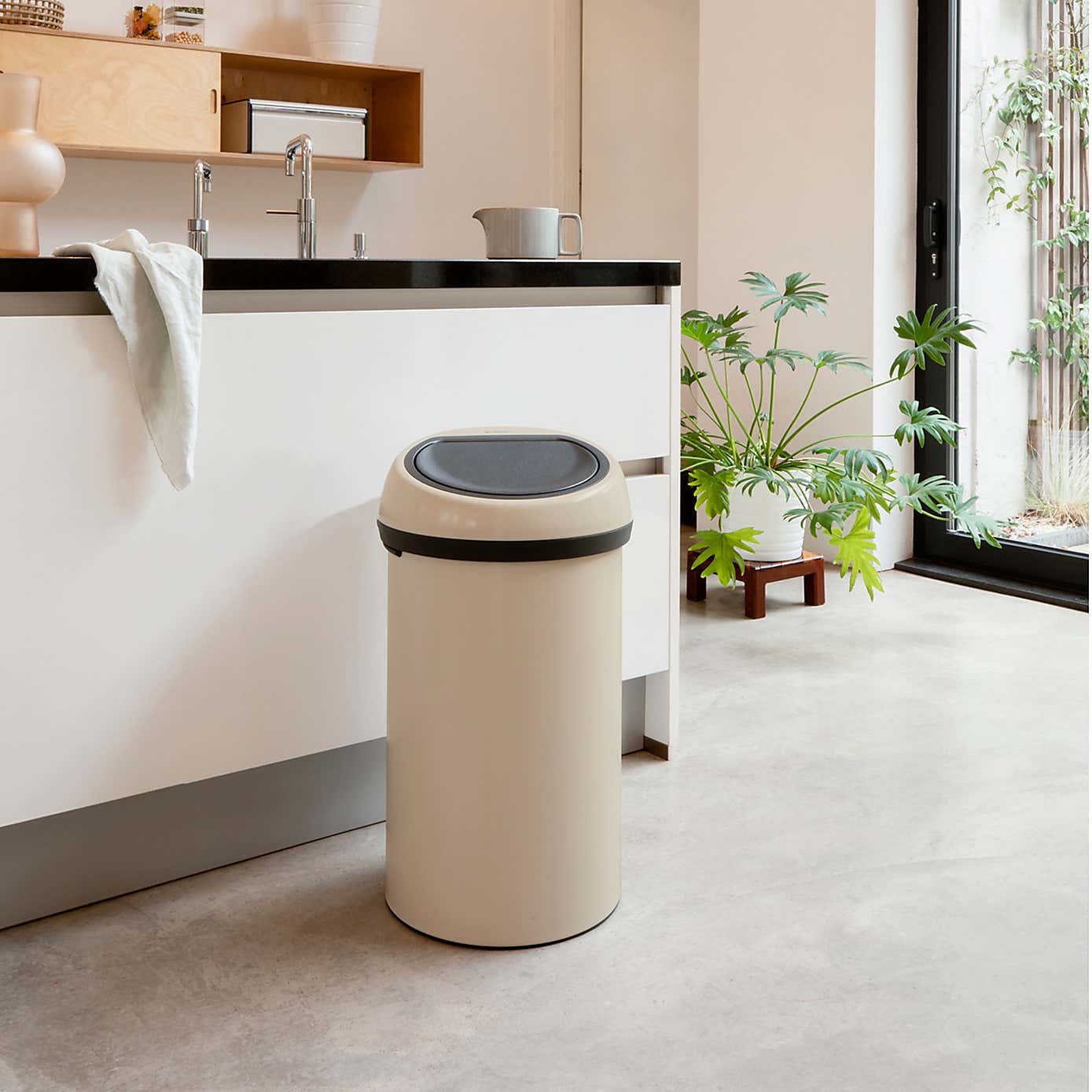 Brabantia 60L Touch Bin