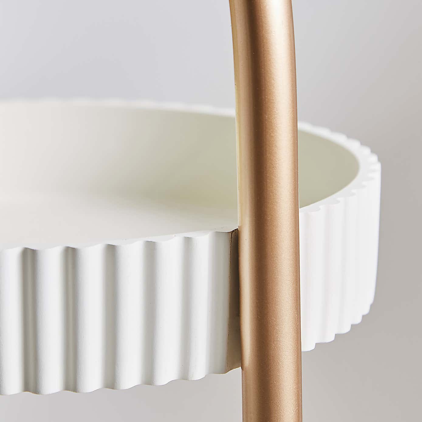 Modern Luxe Ribbed Caddy
