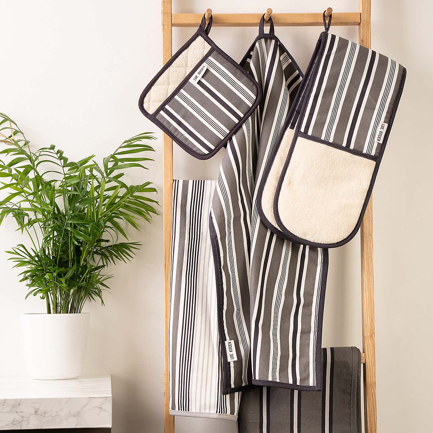 Set of 3 Luxe Tea Towels