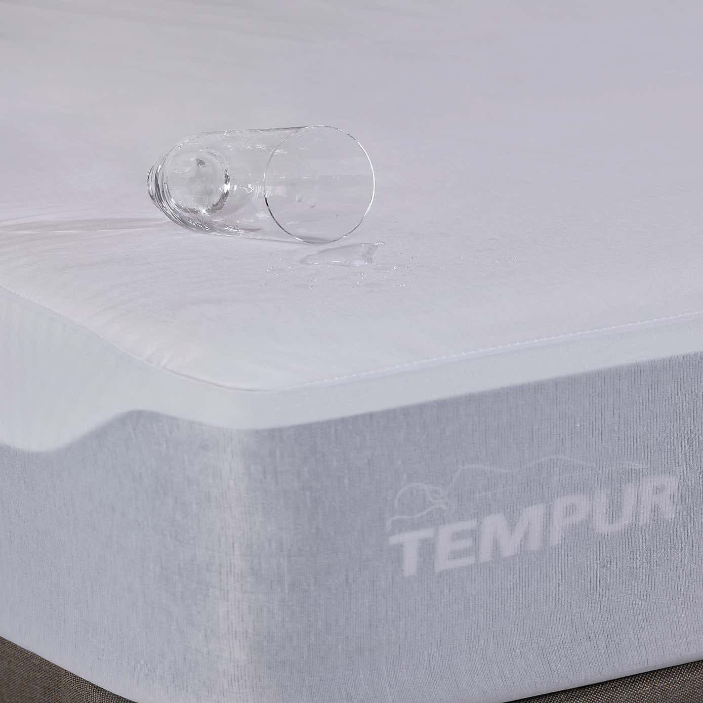 Tempur Home Cooling Mattress Protector