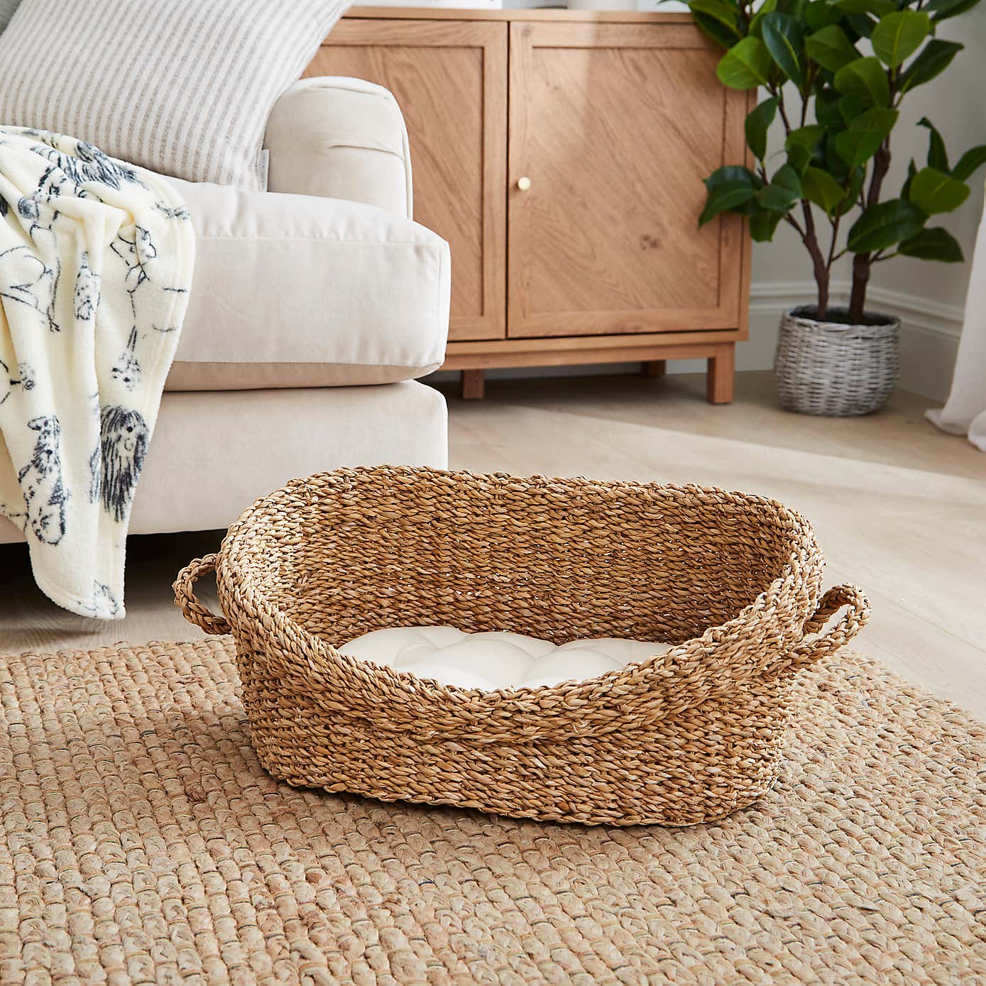 Seagrass Pet Bed