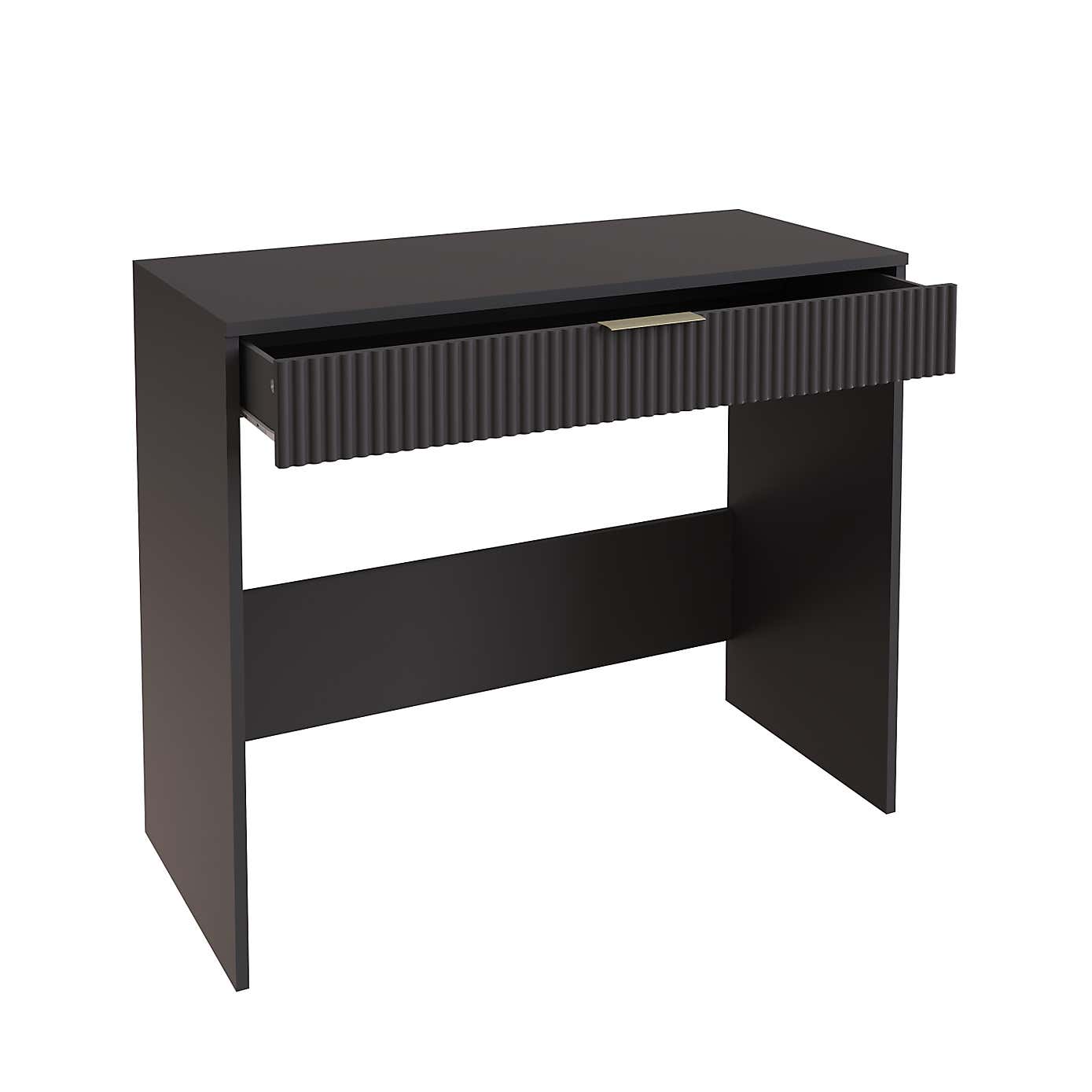 Neeve Desk