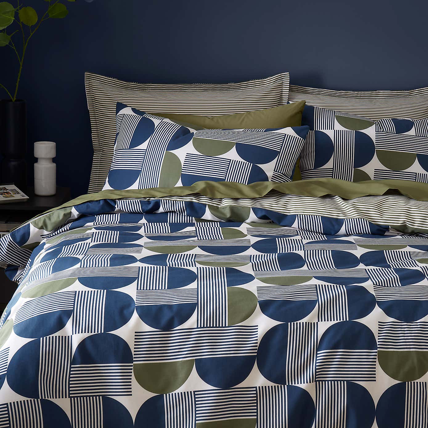 Bromley Modern Geo Navy Oxford Pillowcase