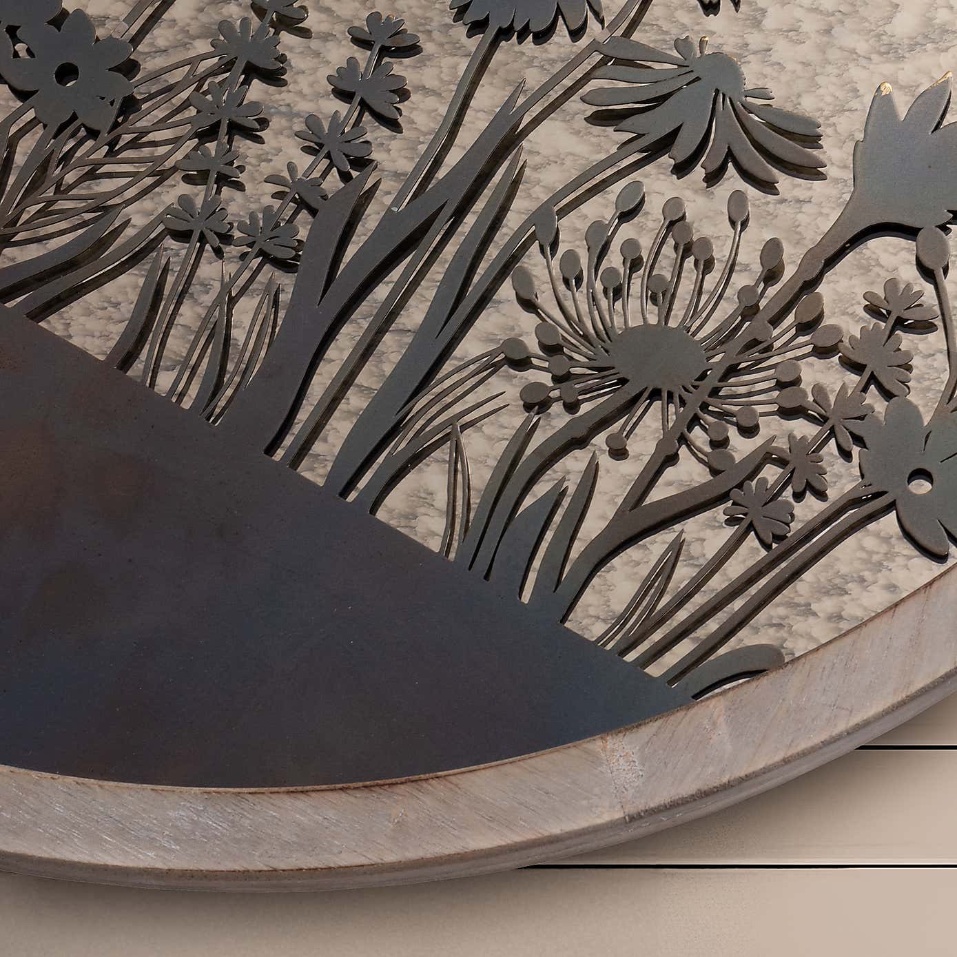 Voyage Maison Fleure et Faune Round Wall Art