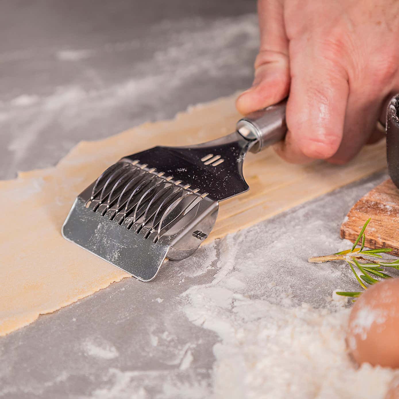 World Gourmet Pasta Roller Cutter
