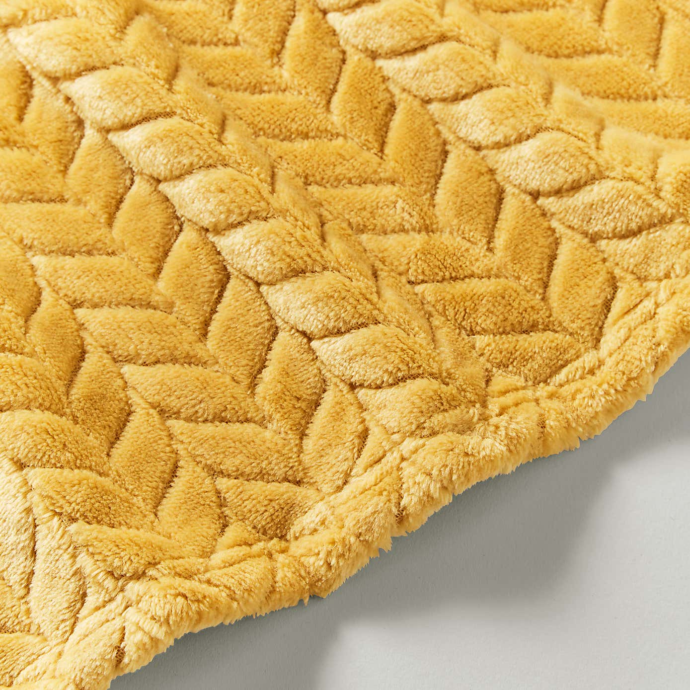 Amelia Recycled Throw, 200cm x 200cm