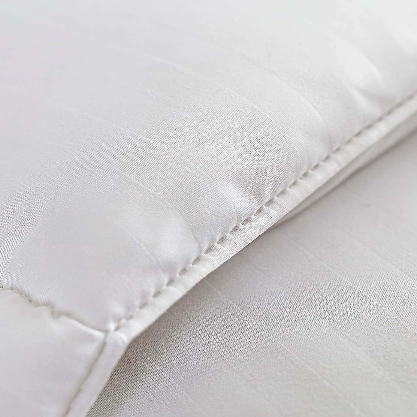 Snuggledown Luxurious Hotel 13.5 Tog Duvet and Pillow Set