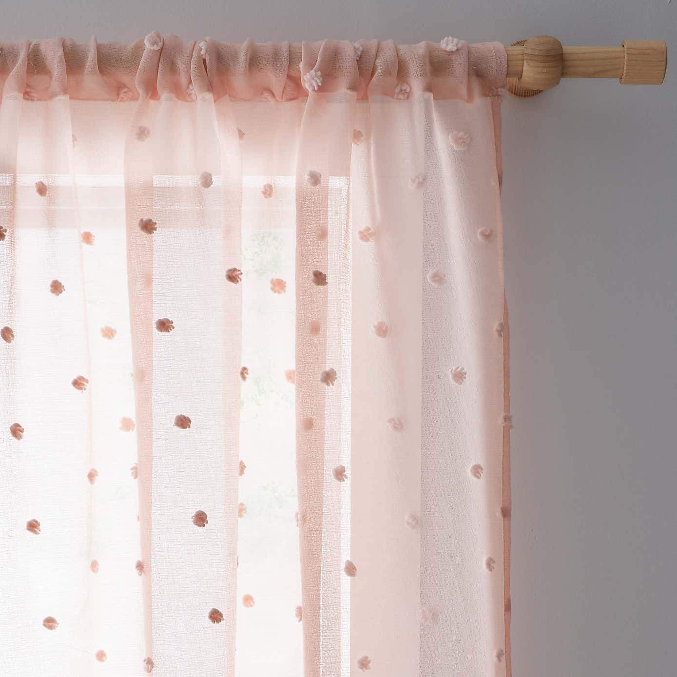 Tufted Slot Top Single Voile Panel