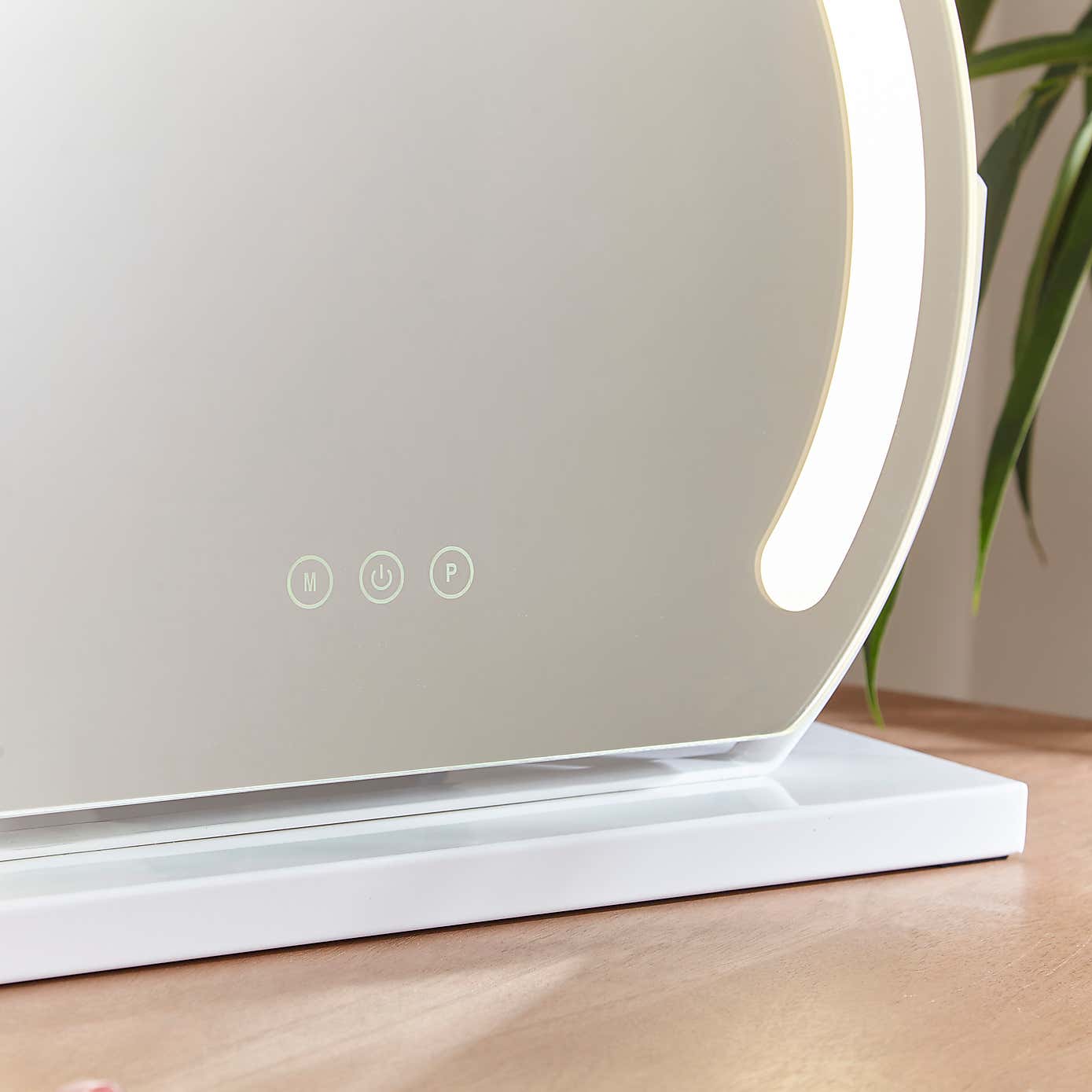 Round LED Dressing Table Mirror