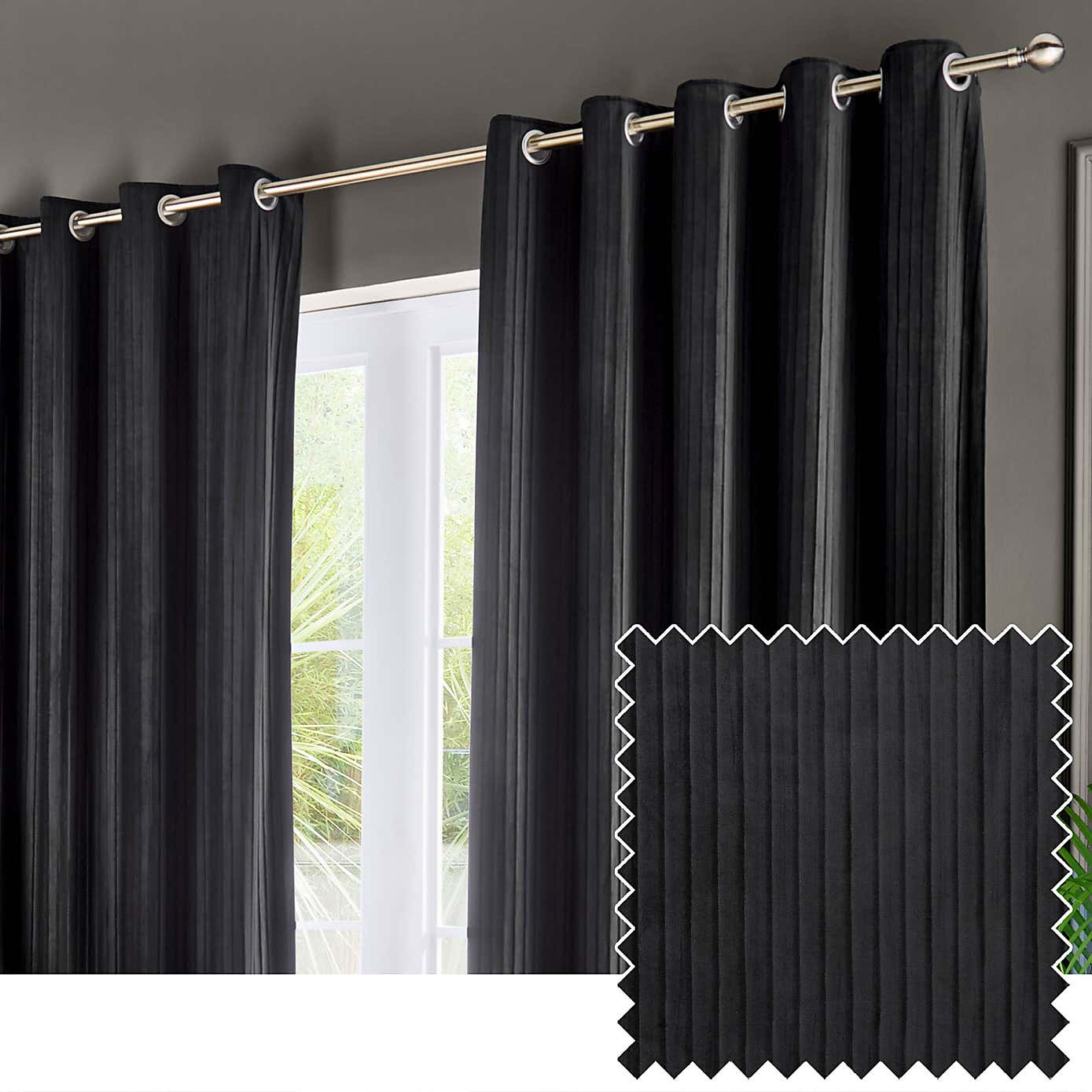 Paoletti Corinthian Eyelet Curtains