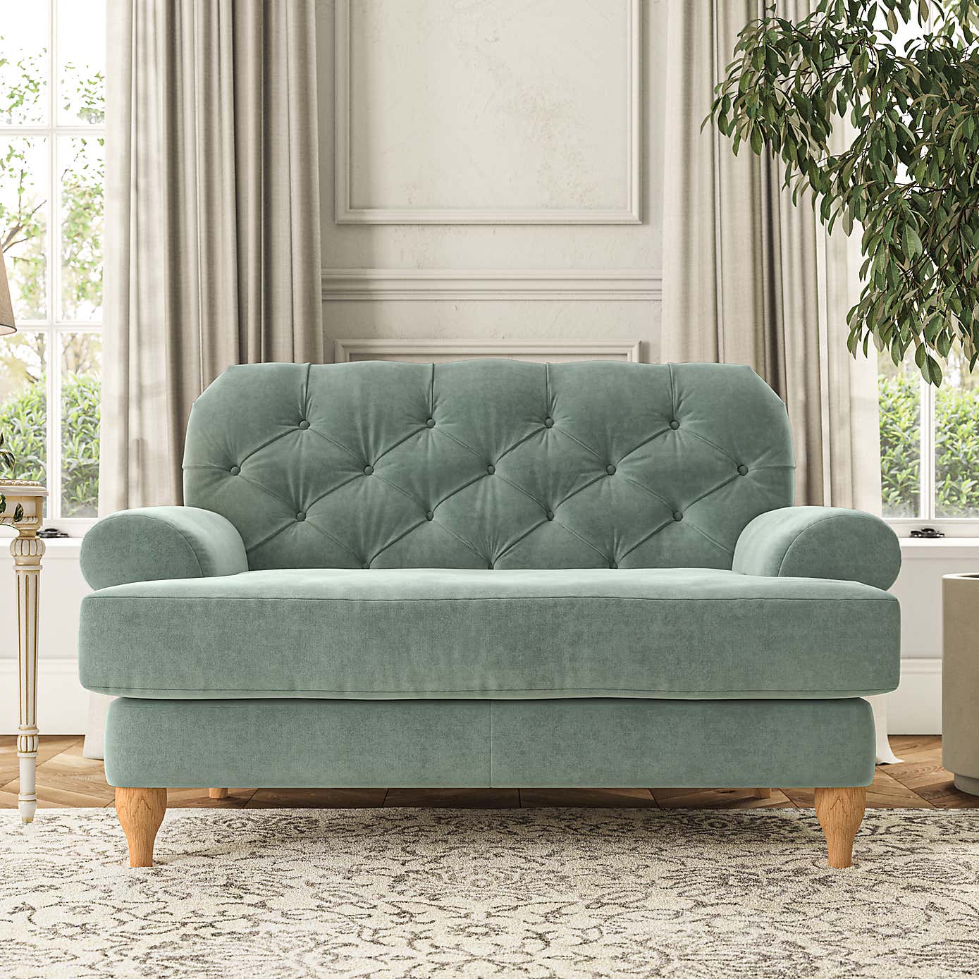 Canterbury Snuggle Chair