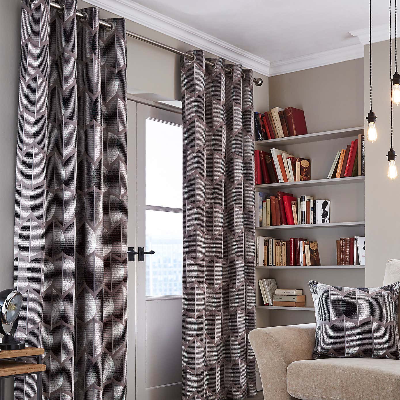 Mix and Match Manhattan Satin Silver Ball Finials Dia. 28mm