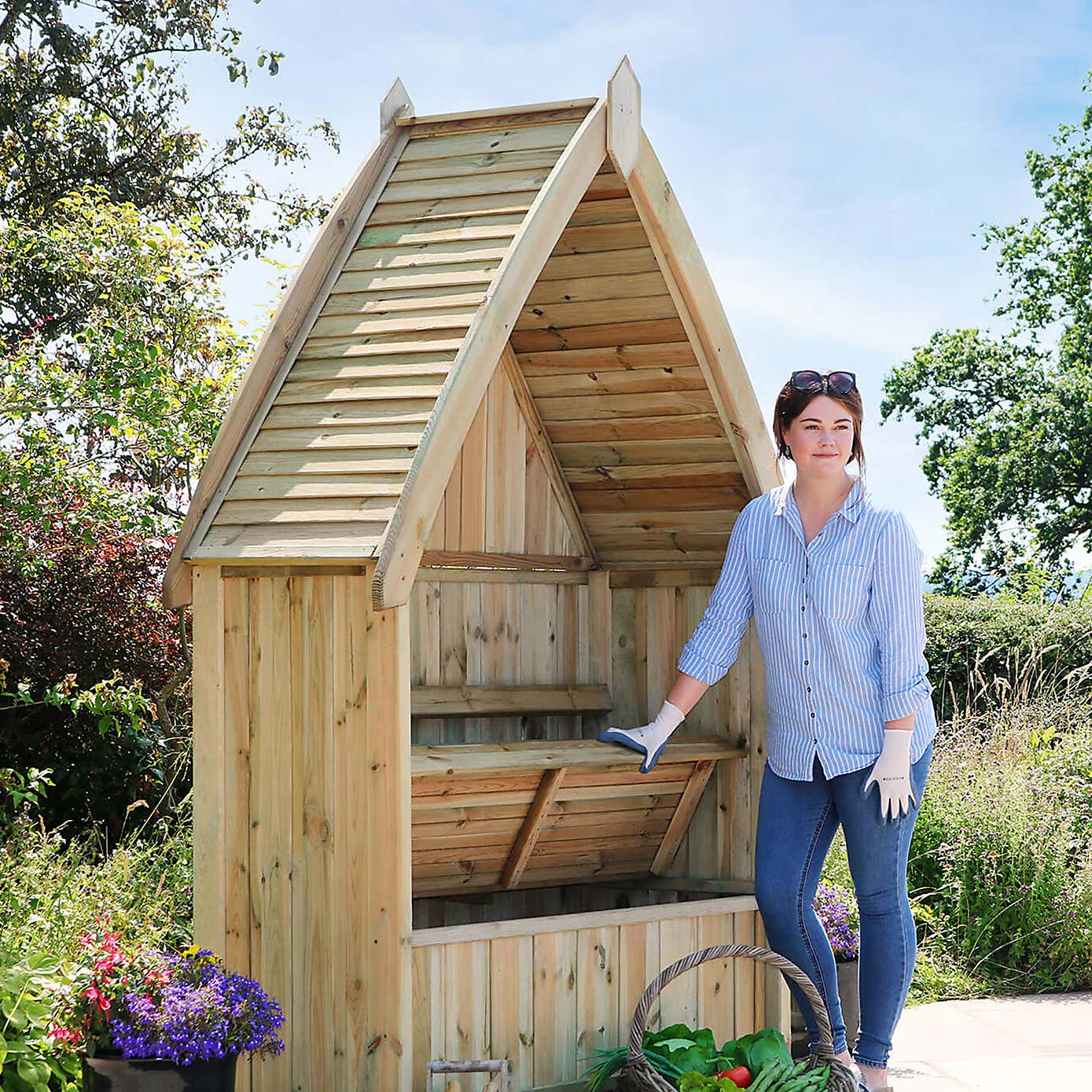 Cheltenham Storage Arbour