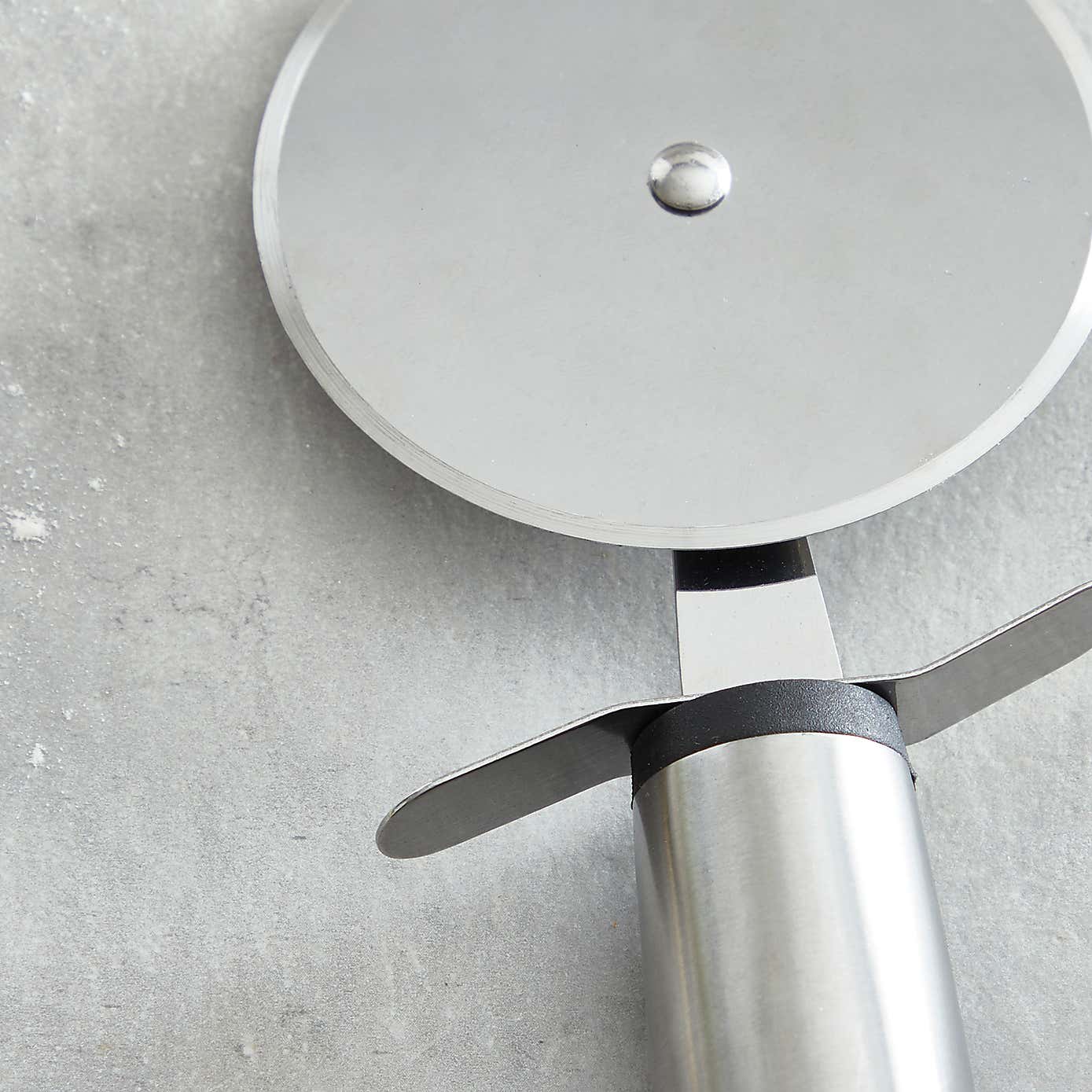 Professional SS Pizza Cutter