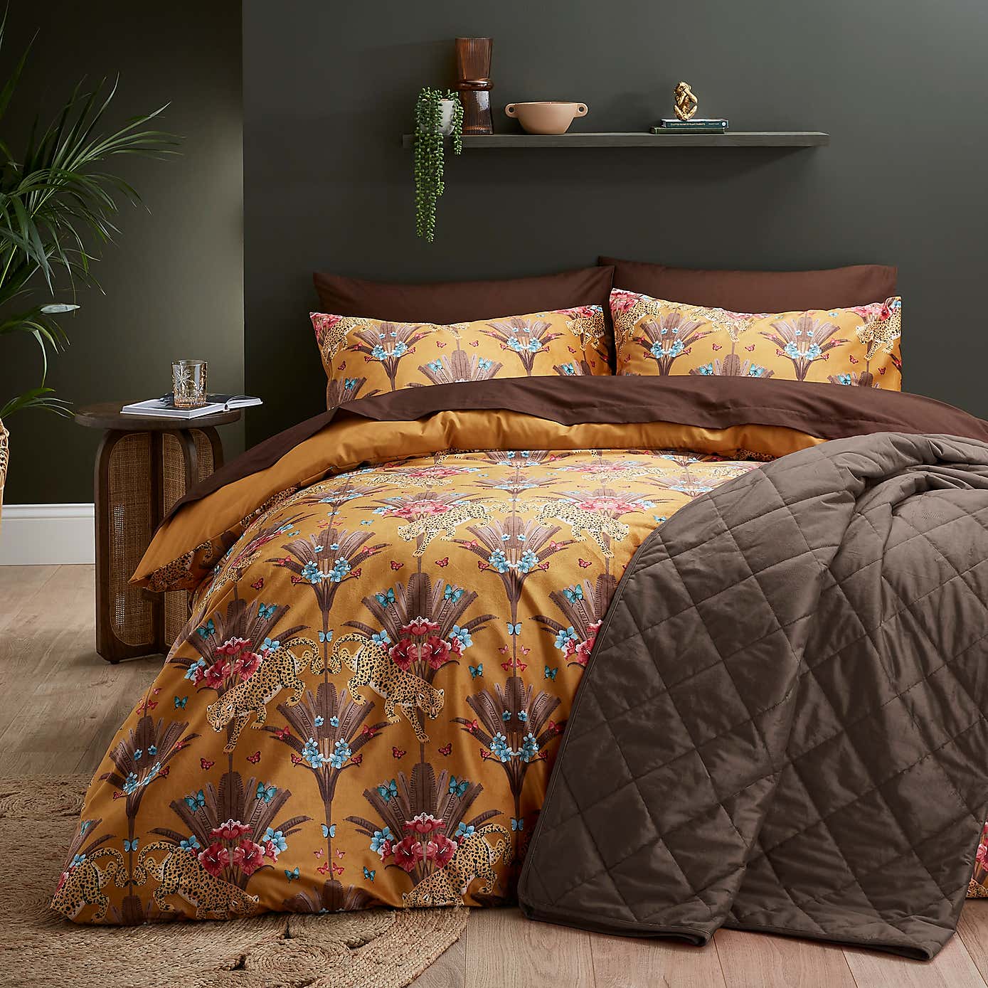 Castleton Bedspread