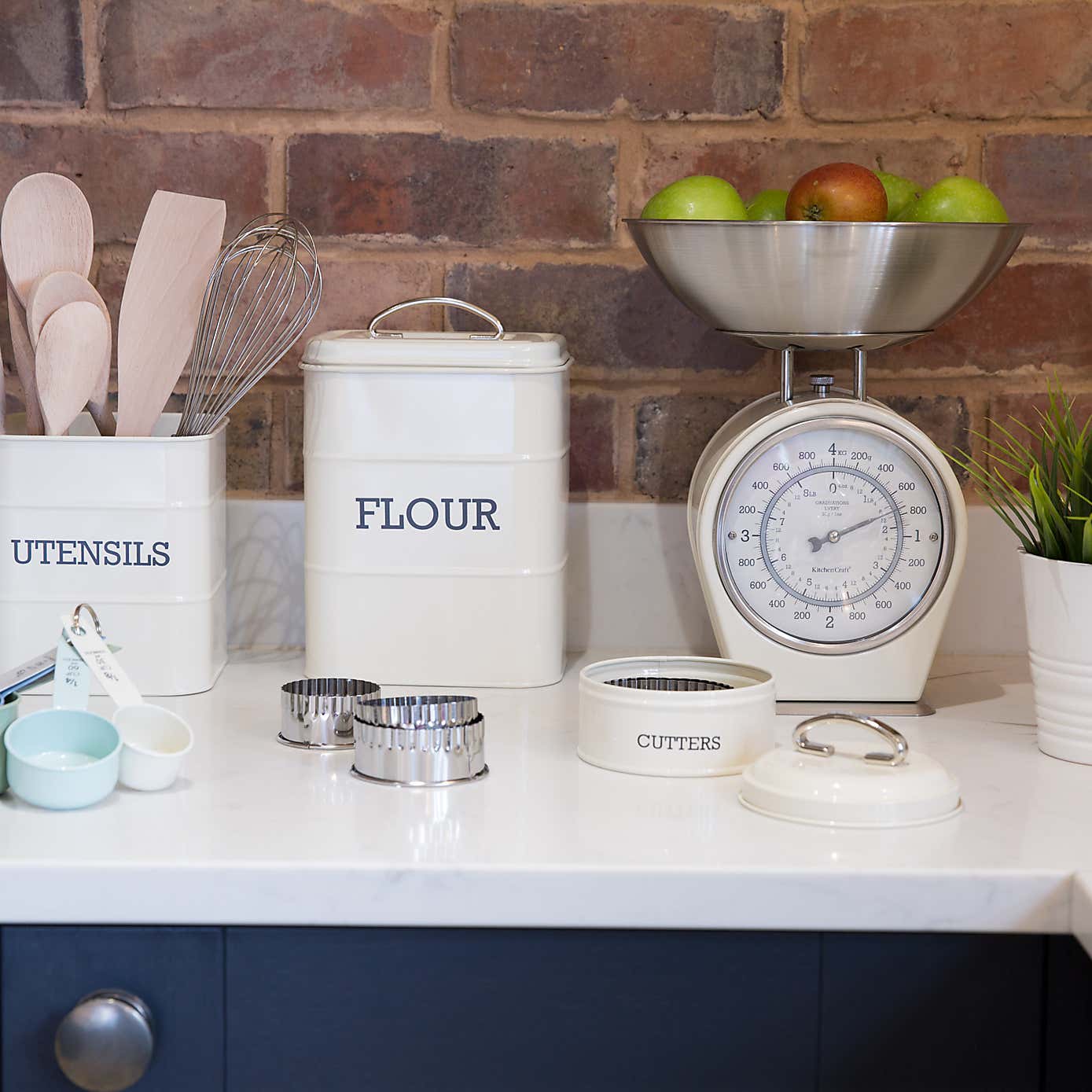 KitchenCraft Airtight Metal Flour Storage Container