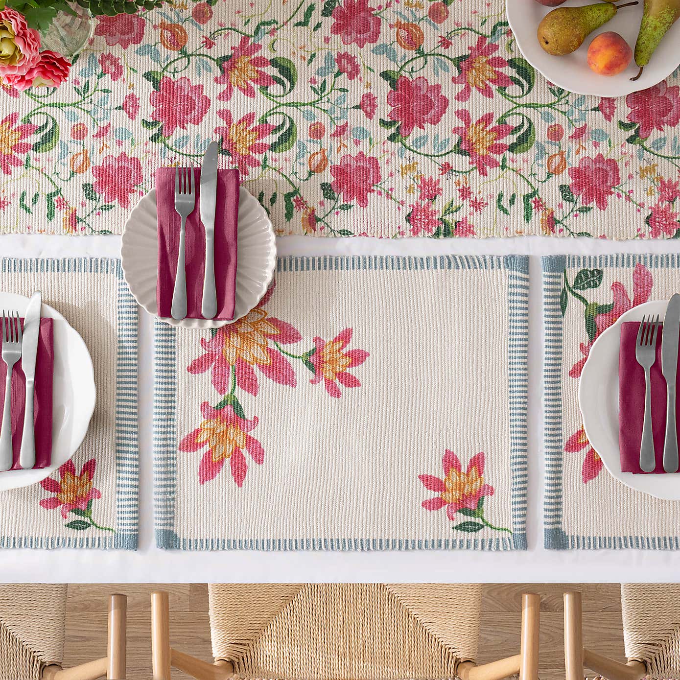 Wylder Nature Claudia Floral Table Runner