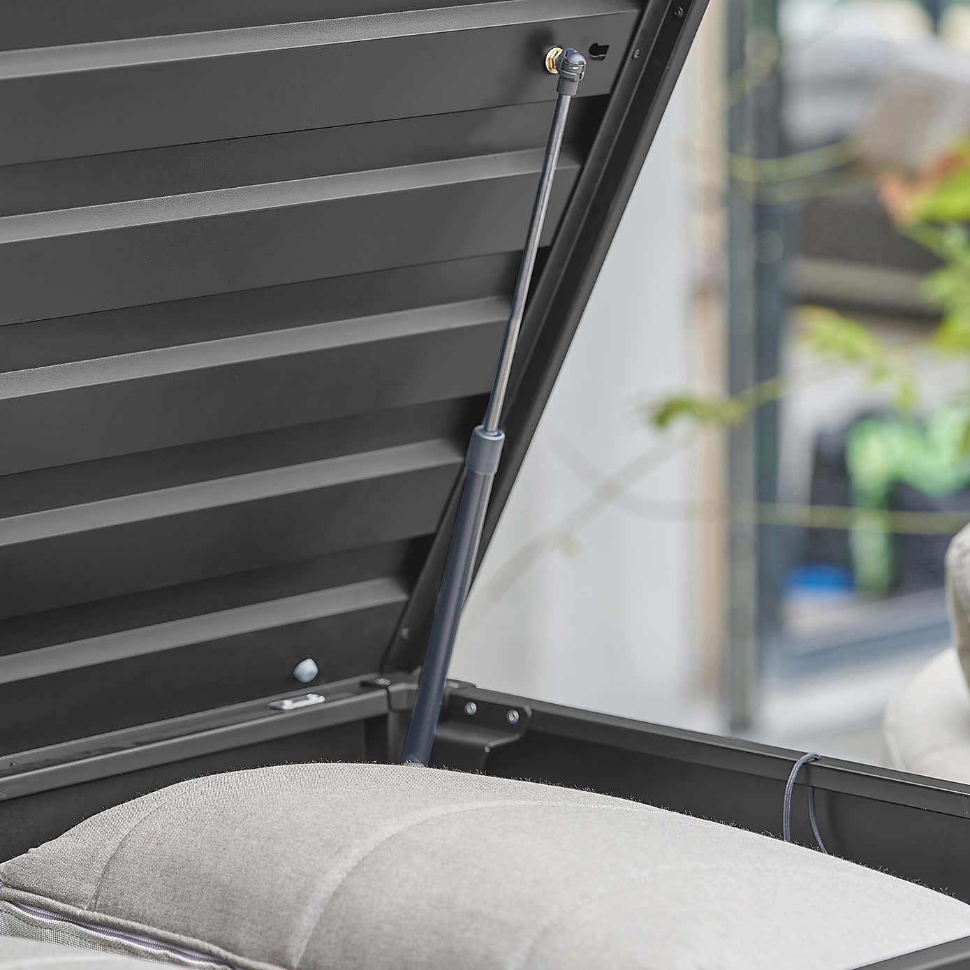 Pacific Lifestyle Rhode Island Large Galvanised Steel Cushion Box