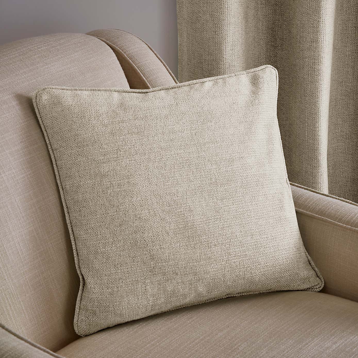 Wynter Old Gold Cushion