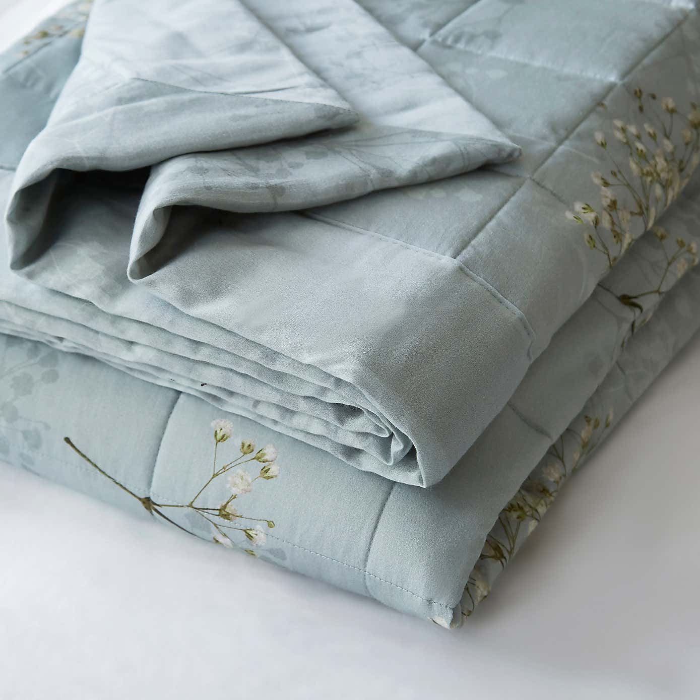 Dorma Gypsophilia Bedspread