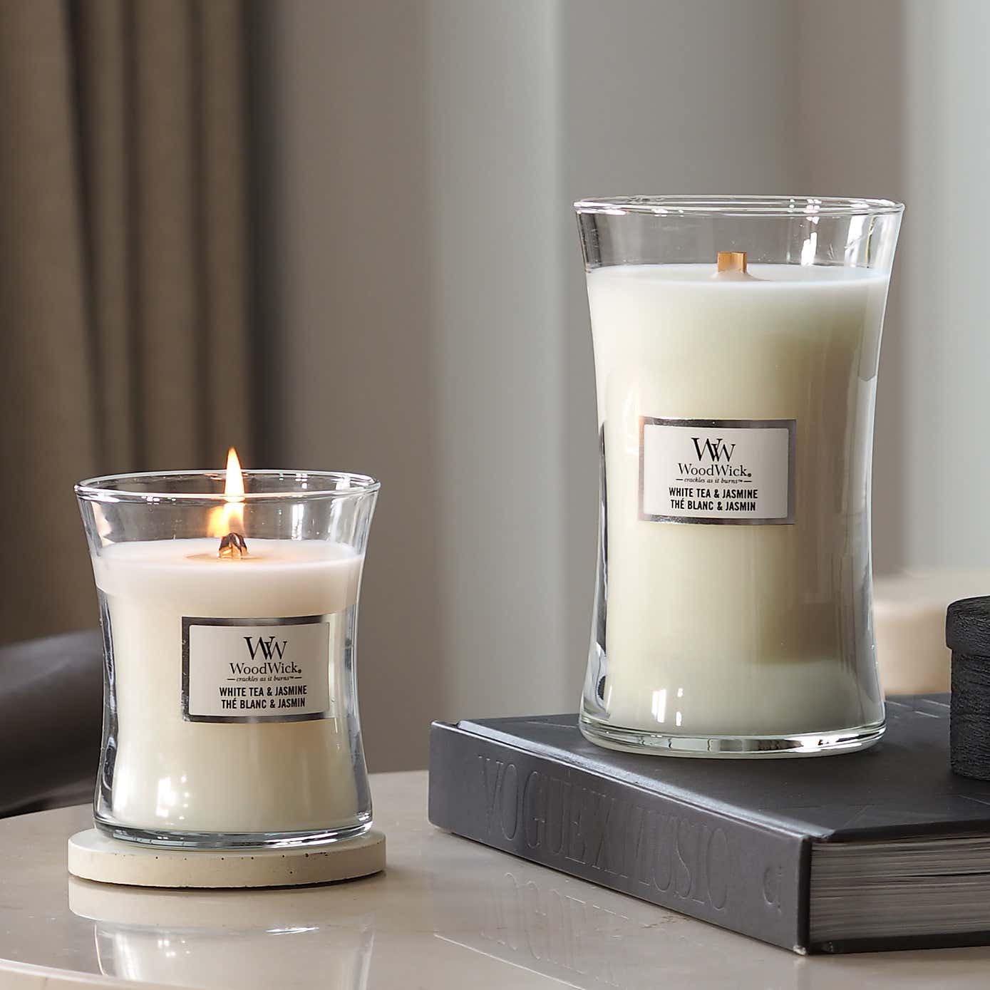 Woodwick White Tea & Jasmine Large Hourglass Candle