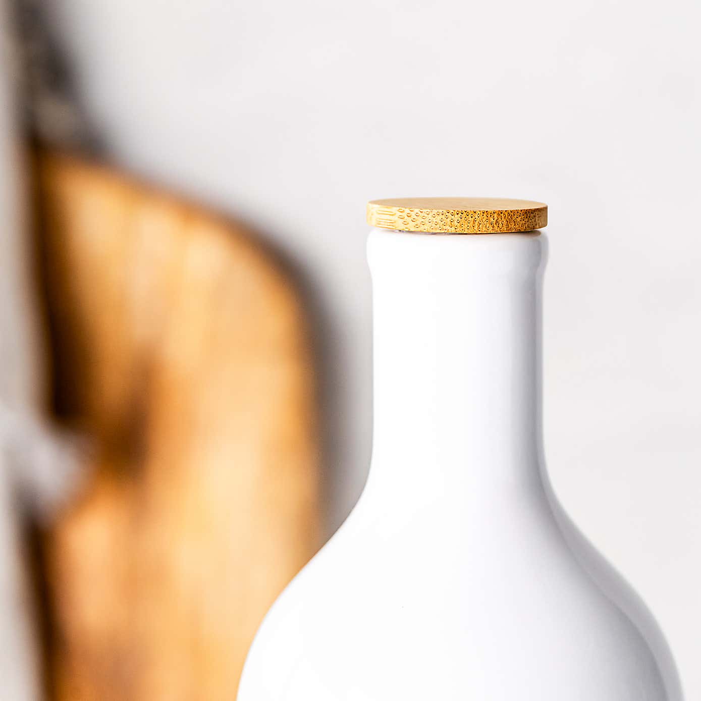 World Foods White Ceramic 900ml Oil Bottle