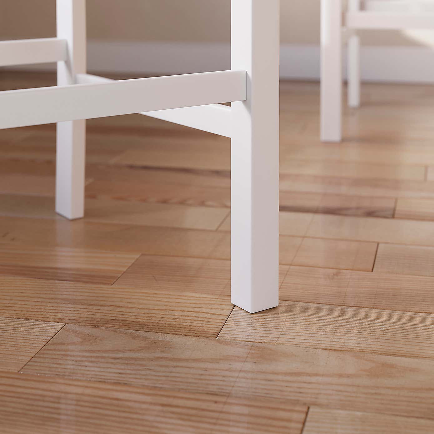 Salisbury Counter Height Bar Stool