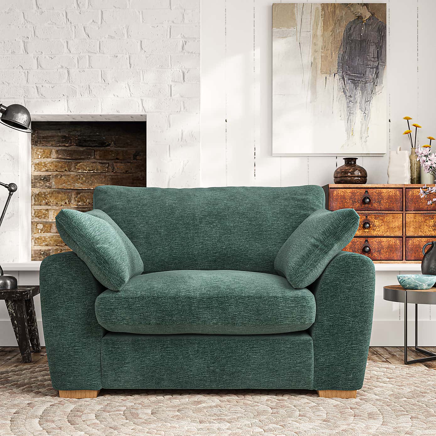 Madison Snuggle Chair