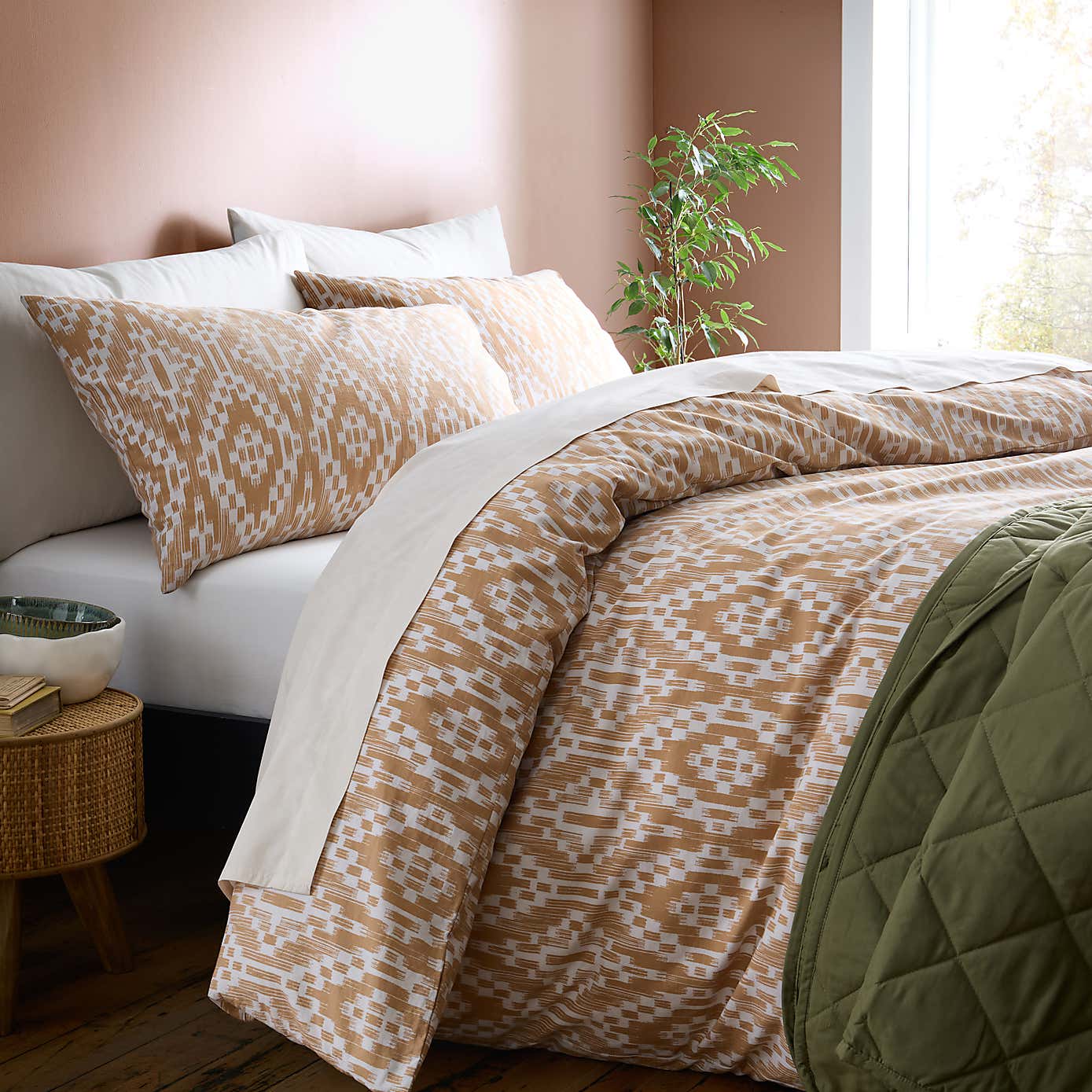 Syrah Ikat 100% Cotton Duvet Cover and Pillowcase Set