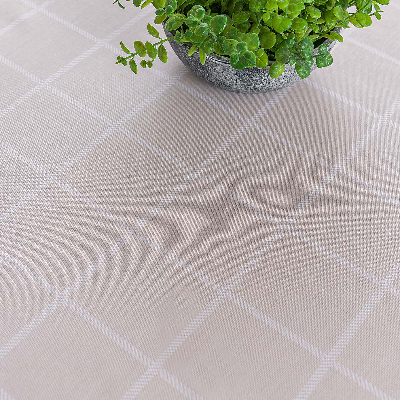 Simple Natural Check Wipe Clean Table Cloth