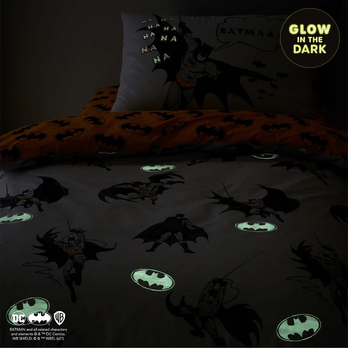 Batman Grey Reversible Glow in the Dark Duvet Cover and Pillowcase Set