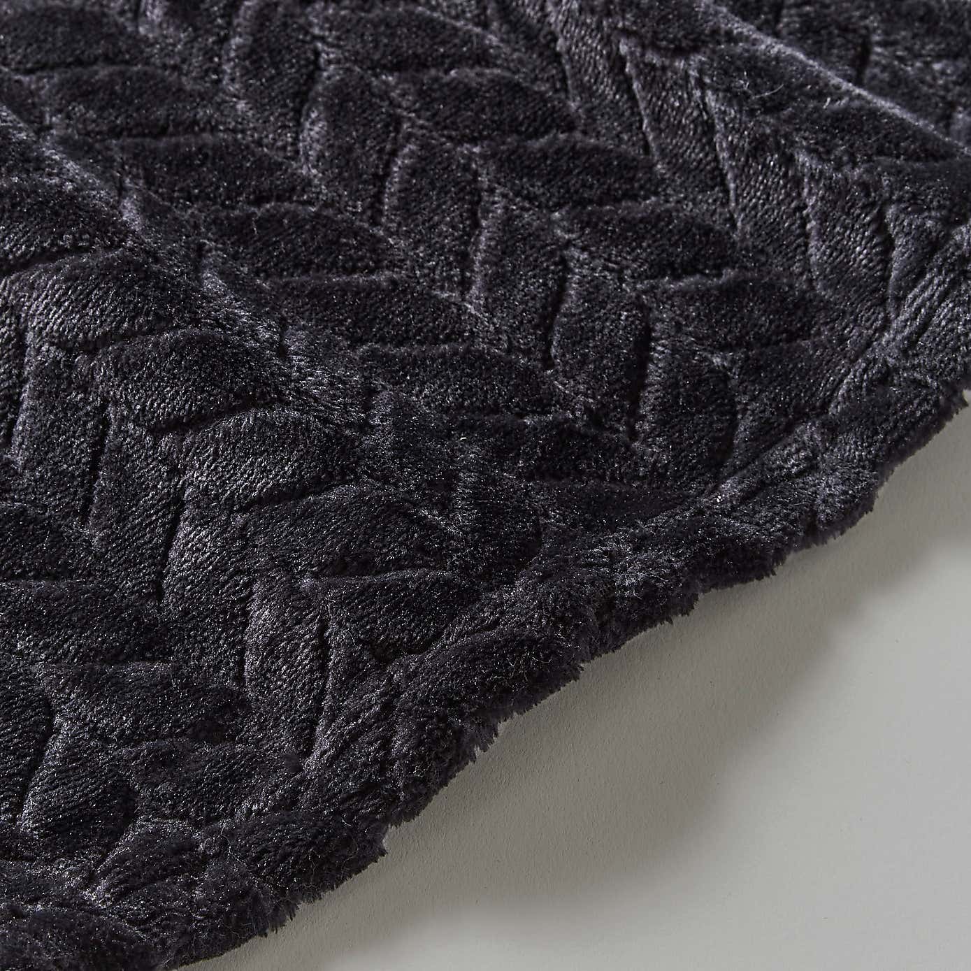 Amelia Recycled Throw, 200cm x 200cm