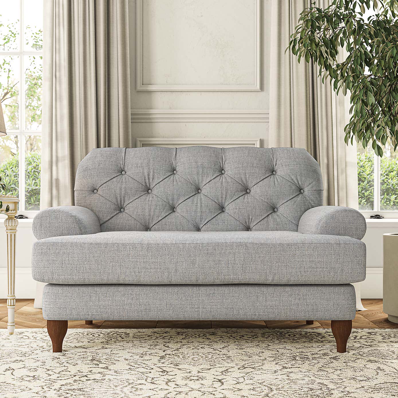 Canterbury Snuggle Chair