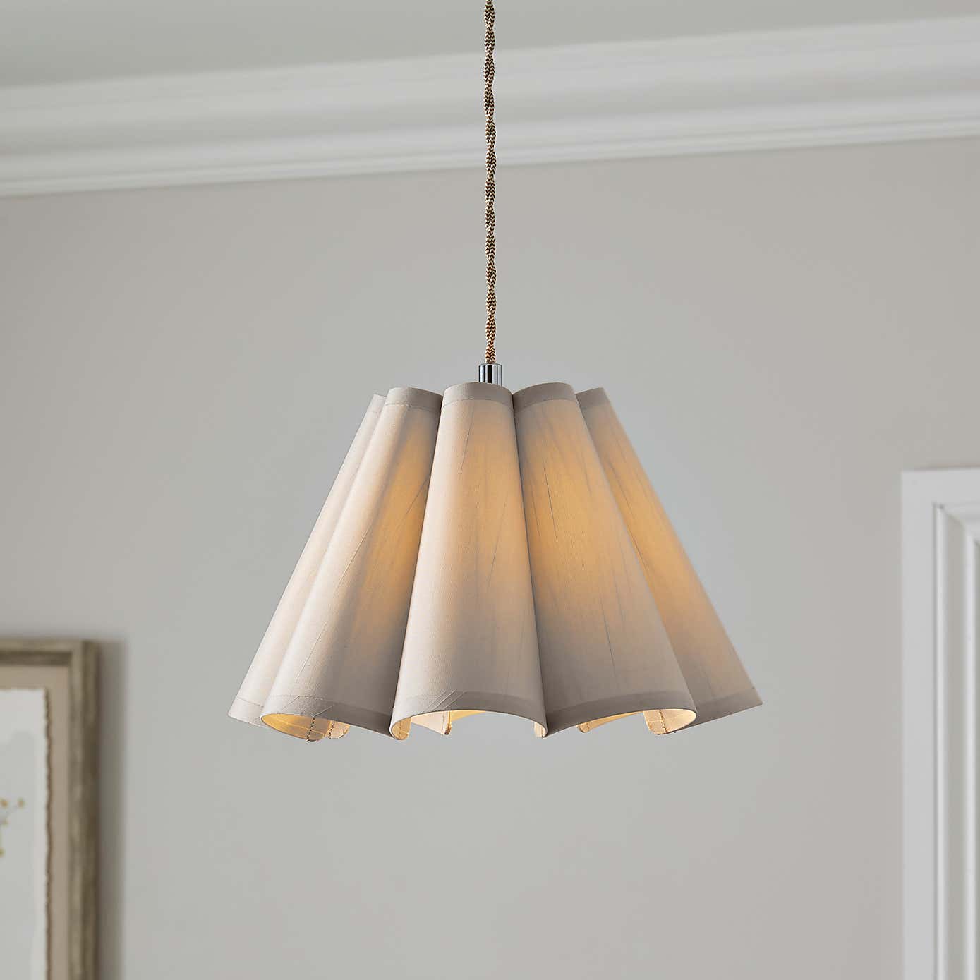 Petal Pleat Easy Fit Lamp Shade