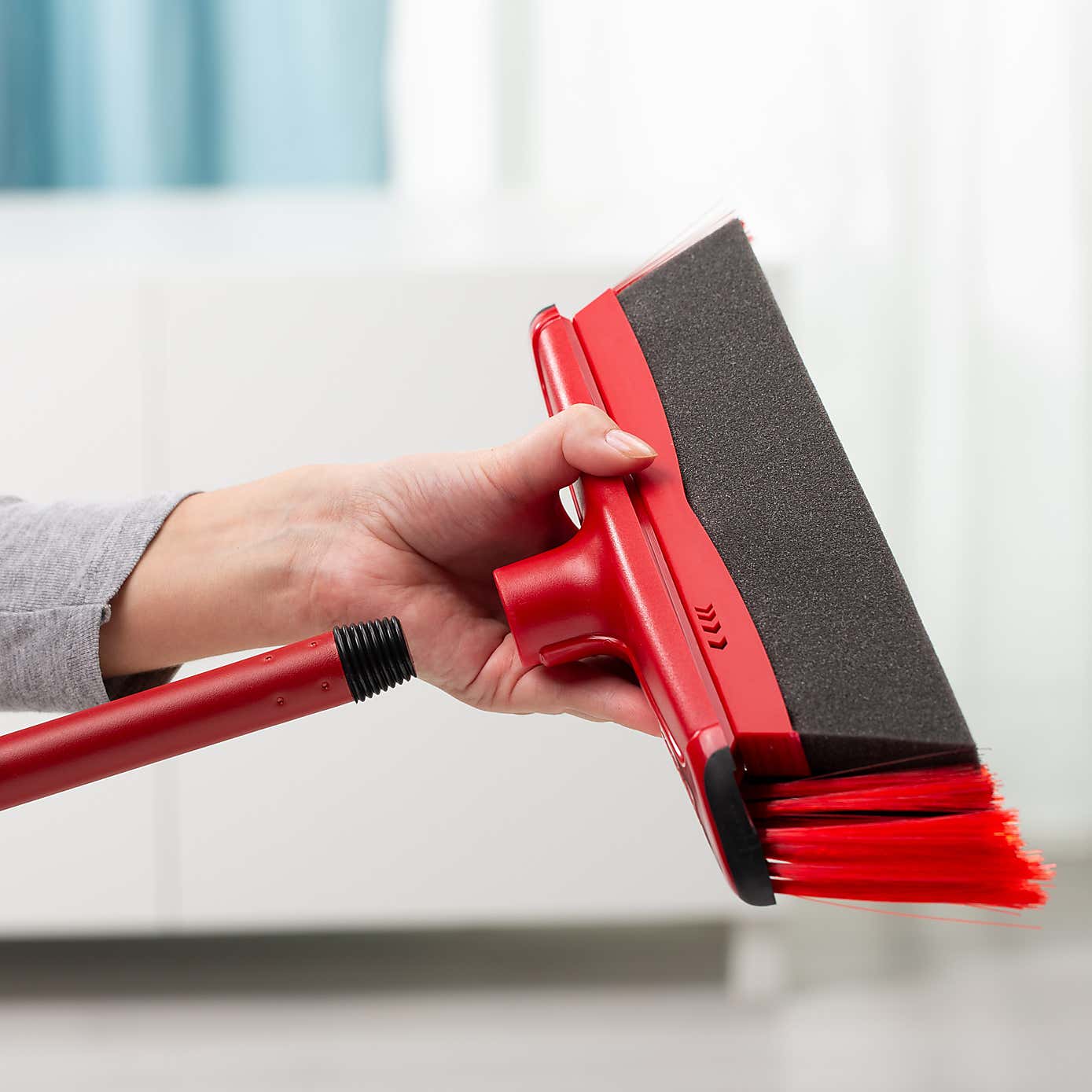 Vileda DuActiva Anti-Dust Broom with Telescopic Handle