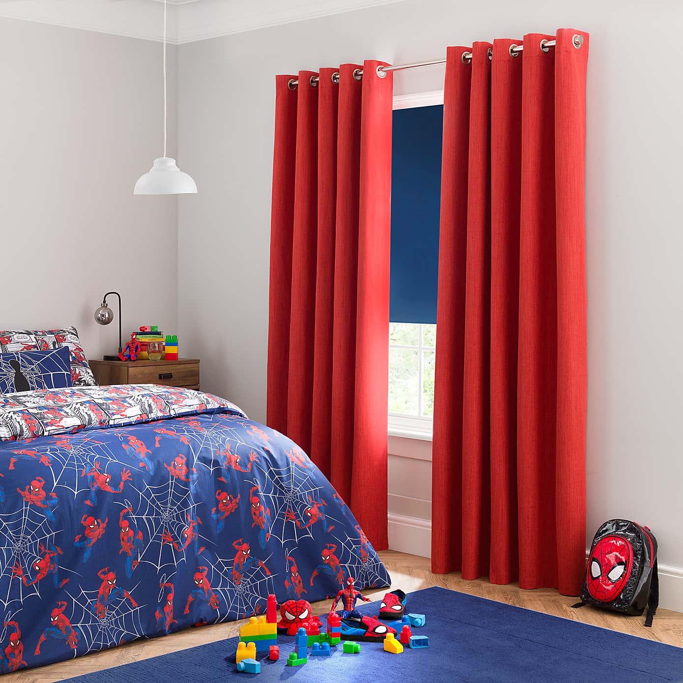 Solar Blackout Eyelet Curtains