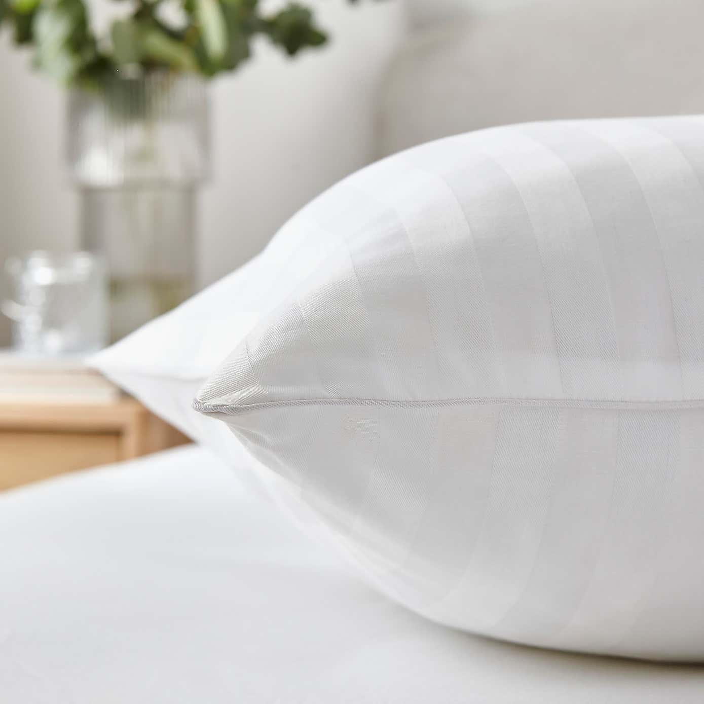 Hotel Luxury Cotton Pillow Pair