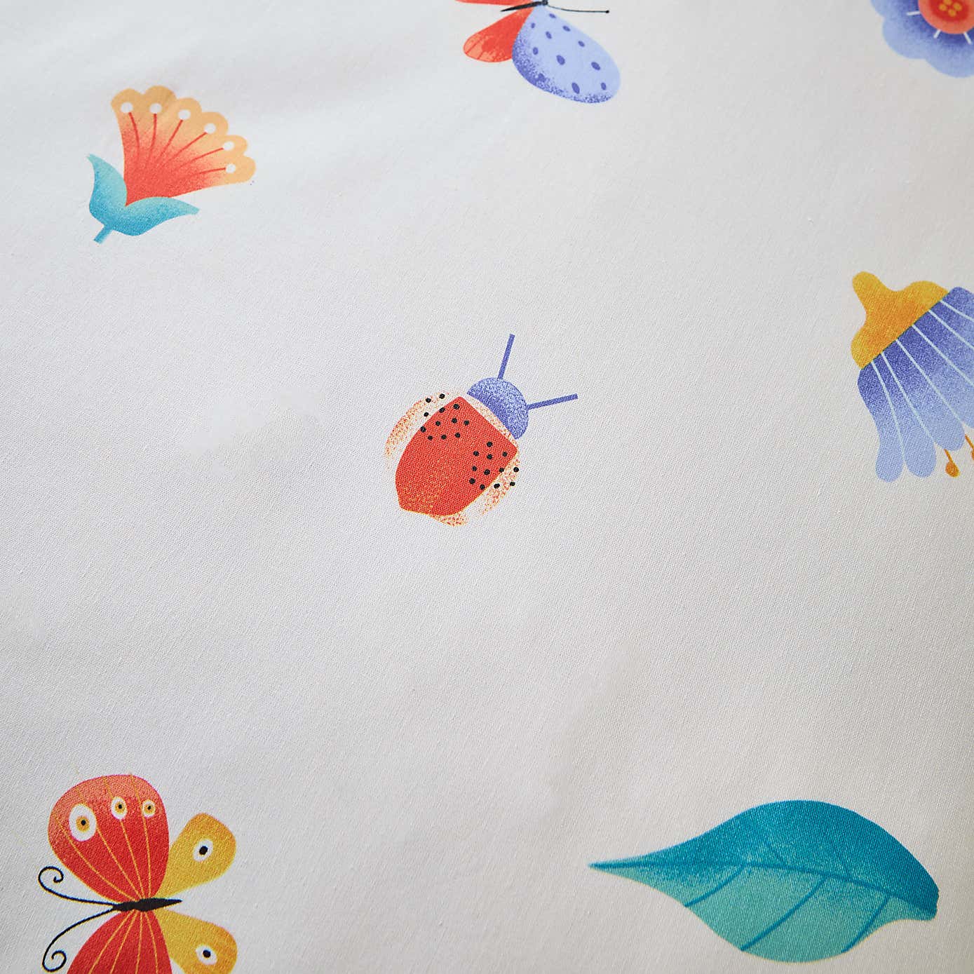 Garden Friends Fitted Sheet